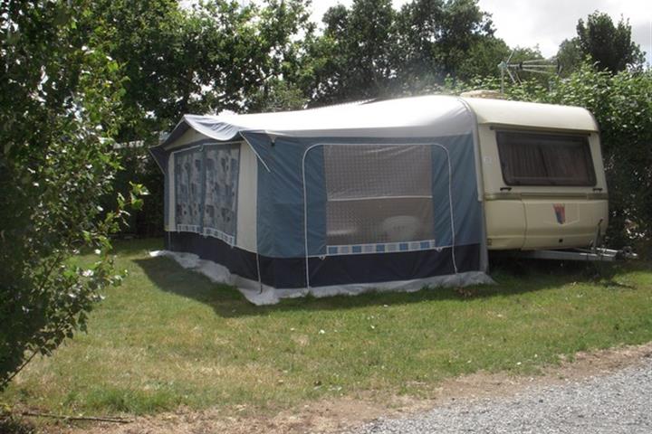 Le Camping de Brouel  accueille les tentes et caravanes - Camping de Brouel - Ambon