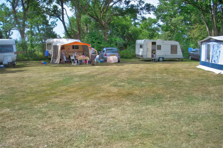 Camping de Brouel-  - Camping de Brouel - Ambon
