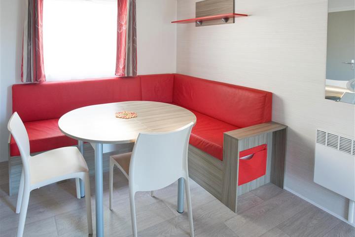 Camping de Brouel- mobil home 4 personnes - salon / repas - Camping de Brouel - Ambon
